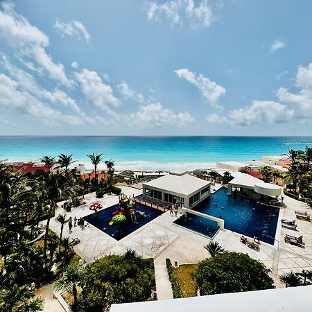 Solymar Condos On The Beach Cancun Bagian luar foto
